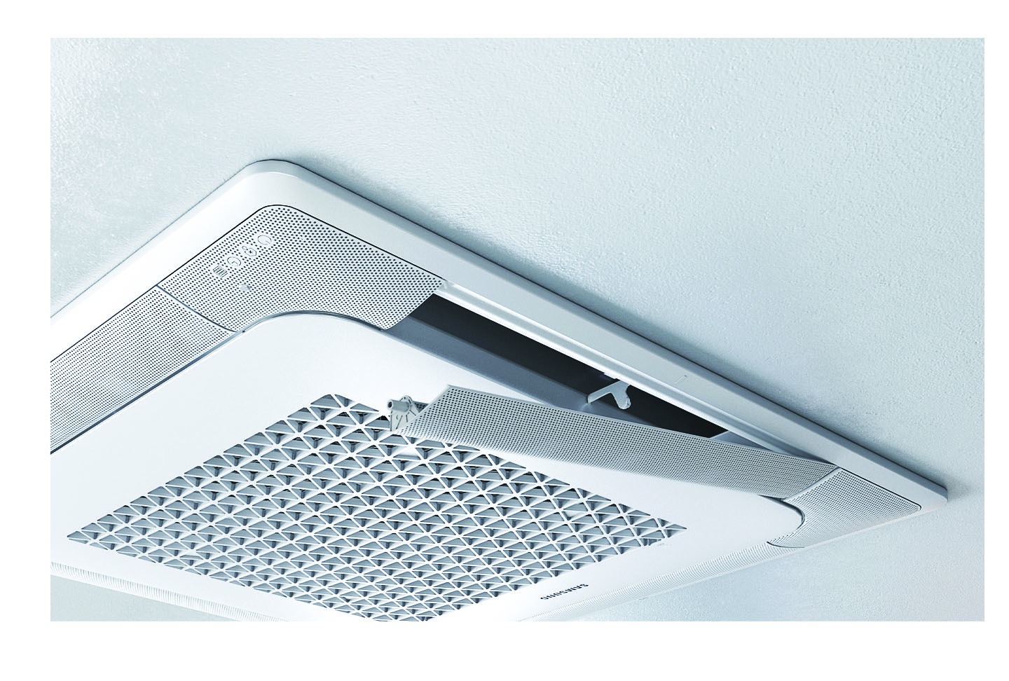 Oro kondicionierius Samsung BEVĖJE 4-KRYPTĖ 3.5 / 3.5 kW AC120RN4DKG / EU / AC120RXADKG / EU